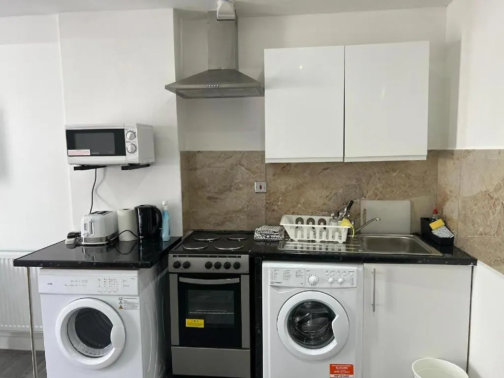 Apartment Starlet Property Wanstead