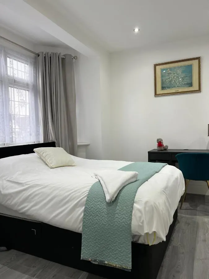 Starlet Property Wanstead 0*,  United Kingdom